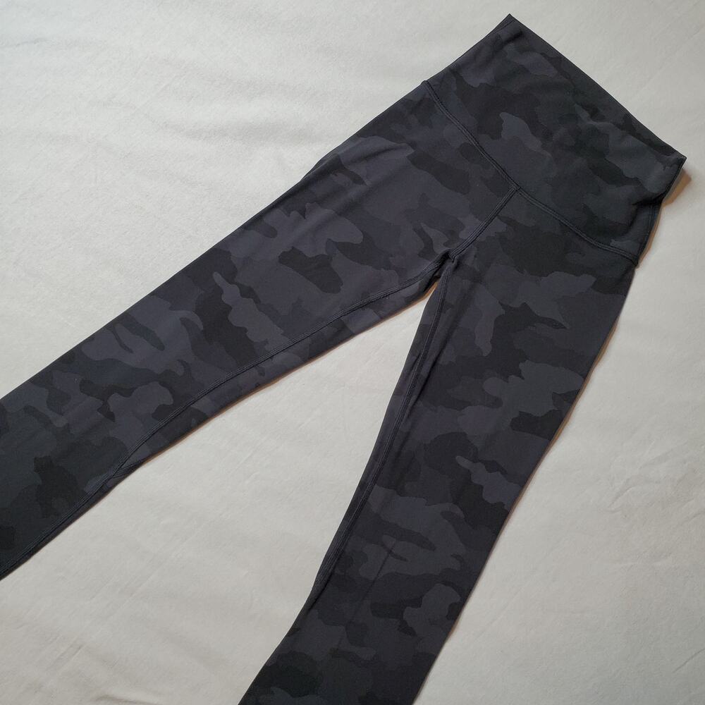 Lululemon Women's Size 2 Align Pant II 25" Heritage 365 Camo Gray